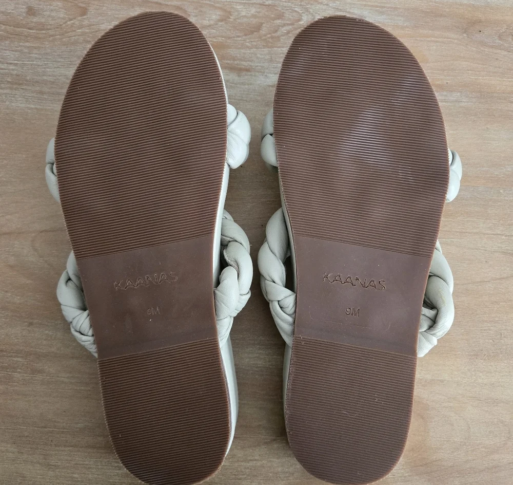 Kaanas Coco Taupe Beige Braided Leather Slide Sandal Size 9 NEW